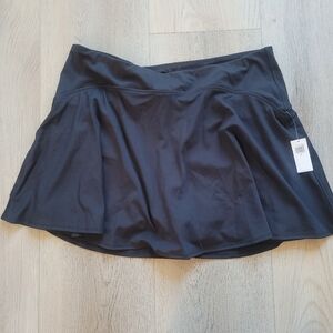 OLD NAVY POWERSOFT SKORT XL